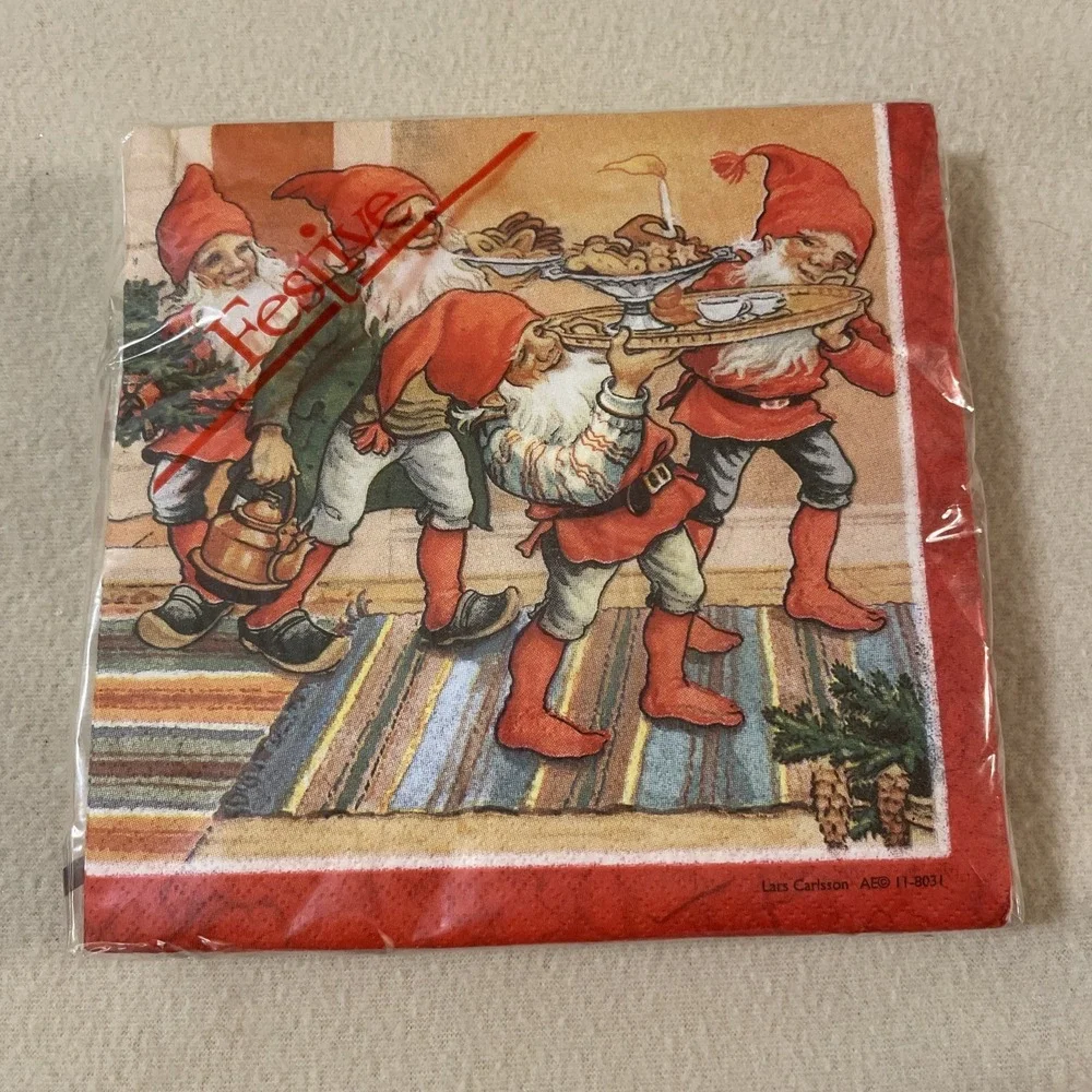 NOS VINTAGE Lars Carlson Festive Christmas Elves Gnomes Napkins Holiday Party